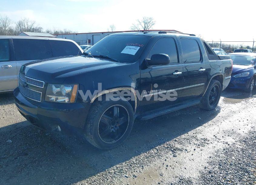 Photo 2 of 2008 Chevrolet Avalanche 1500 LTZ (VIN 3GNFK12348G157837)