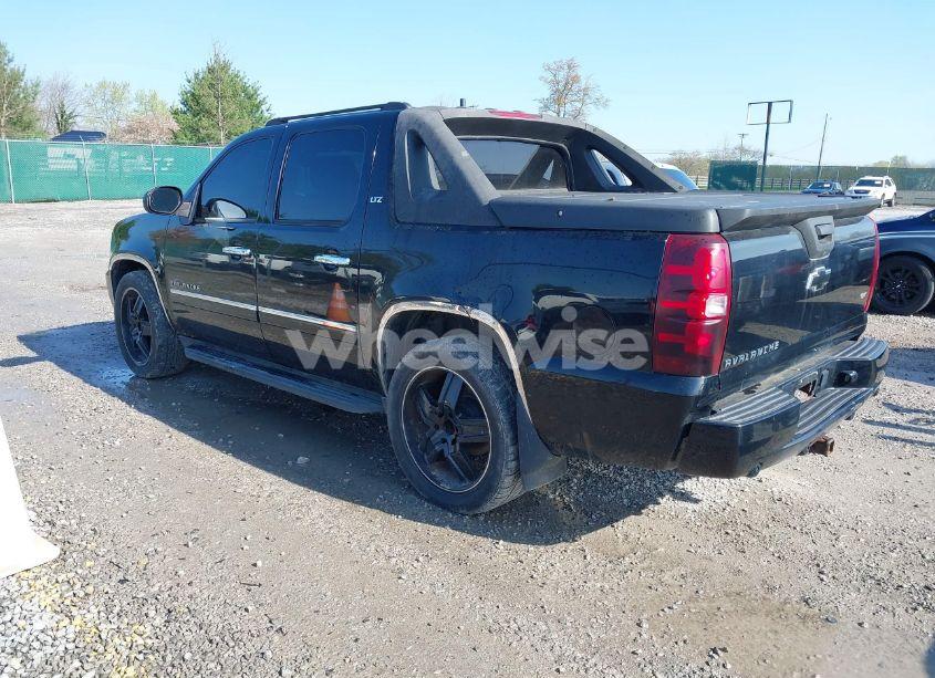 Photo 3 of 2008 Chevrolet Avalanche 1500 LTZ (VIN 3GNFK12348G157837)