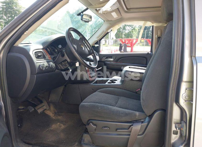 Photo 5 of 2008 Chevrolet Avalanche 1500 LT (VIN 3GNFK12348G272342)