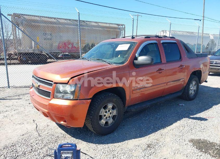 Photo 2 of 2007 Chevrolet Avalanche 1500 LT (VIN 3GNFK12357G114543)