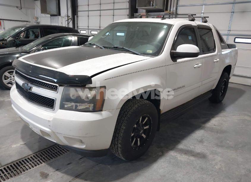 Photo 2 of 2008 Chevrolet Avalanche 1500 LS/LT/LTZ (VIN 3GNFK12358G147656)