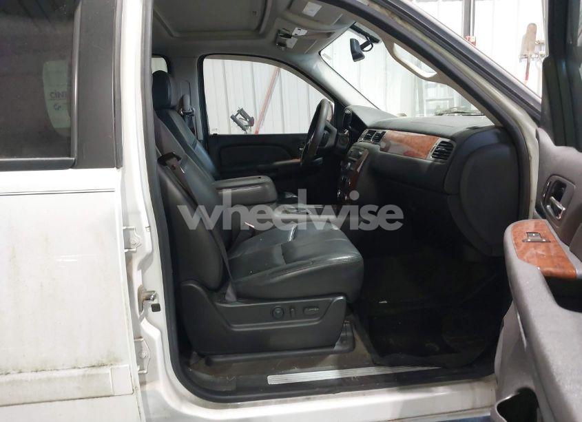 Photo 5 of 2008 Chevrolet Avalanche 1500 LS/LT/LTZ (VIN 3GNFK12358G147656)