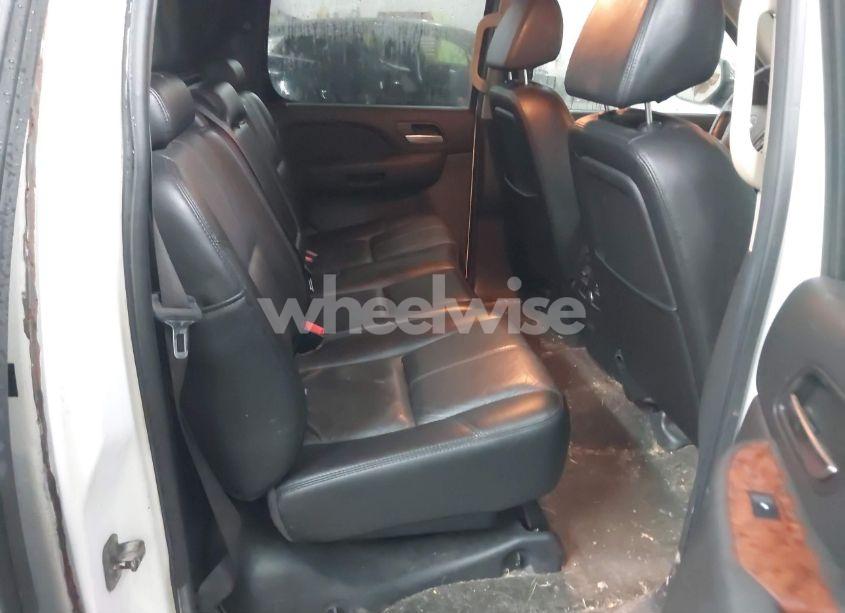 Photo 8 of 2007 Chevrolet Avalanche 1500 LT (VIN 3GNFK12367G228728)