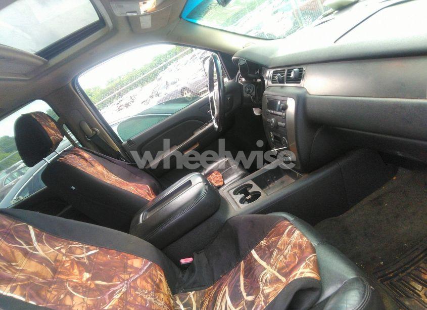 Photo 5 of 2007 Chevrolet Avalanche 1500 LT (VIN 3GNFK12367G289710)