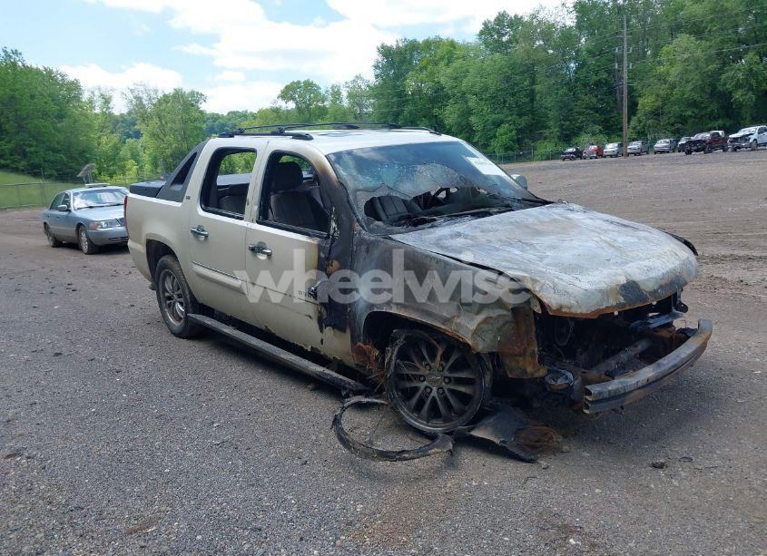 2008 Chevrolet Avalanche 1500 LTZ (VIN 3GNFK12368G293029) main photo