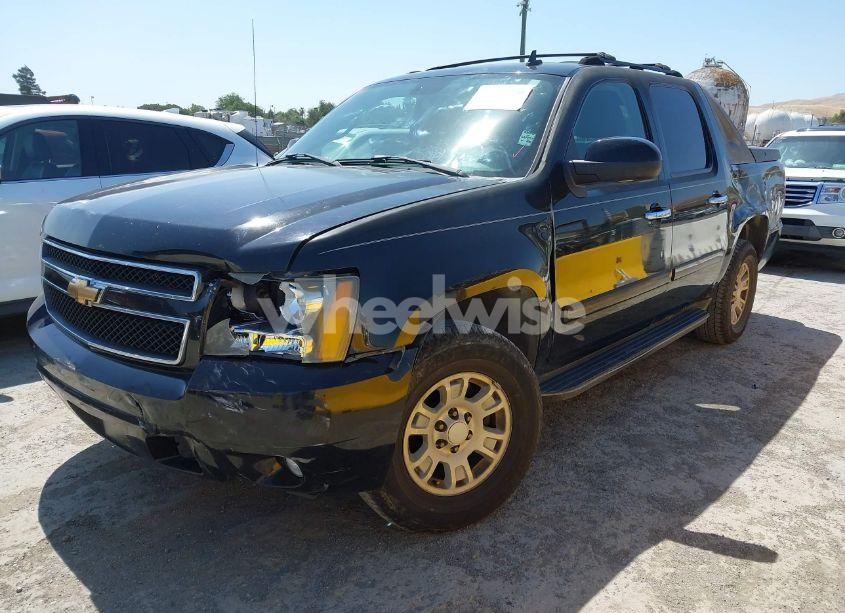 Photo 2 of 2007 Chevrolet Avalanche 1500 LTZ (VIN 3GNFK12377G161203)