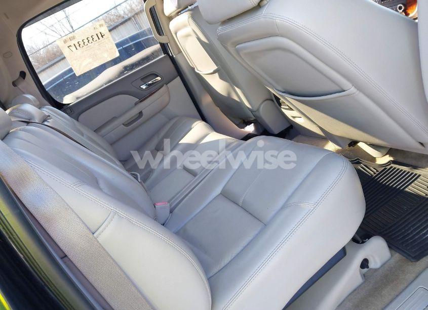 Photo 8 of 2007 Chevrolet Avalanche 1500 LT (VIN 3GNFK12377G195352)