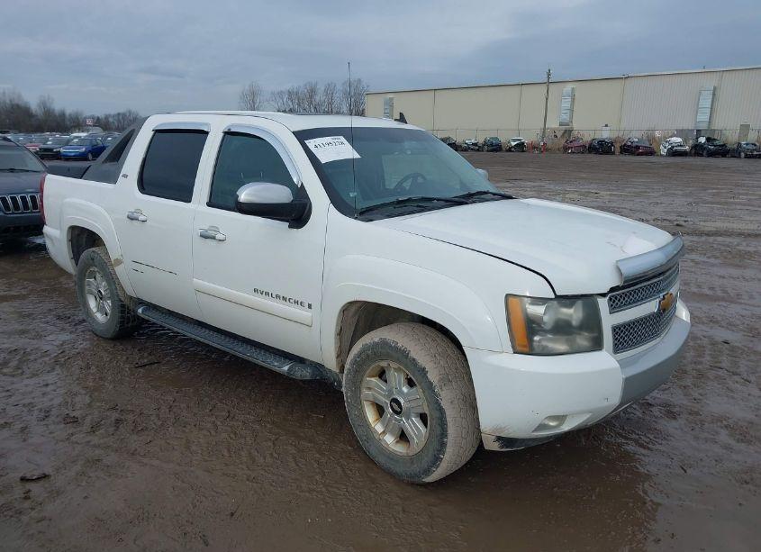 2007 Chevrolet Avalanche 1500 LT (VIN 3GNFK12377G270616) main photo