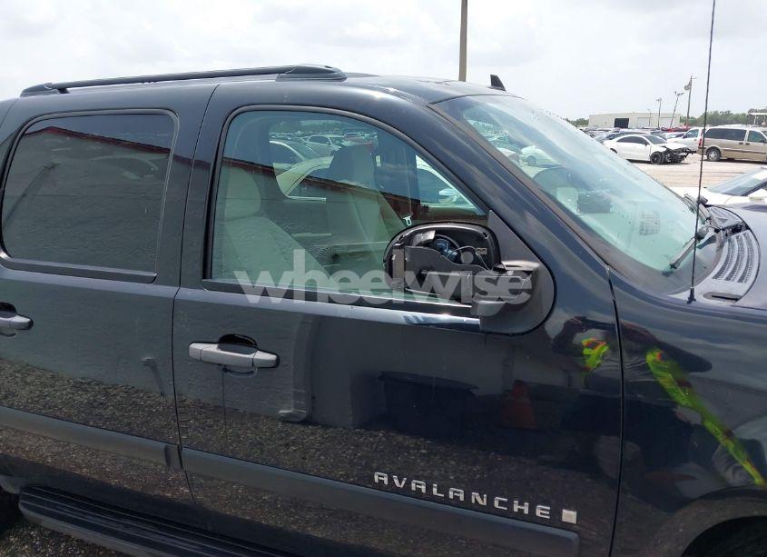 Photo 6 of 2008 Chevrolet Avalanche K1500 (VIN 3GNFK12378G262825)