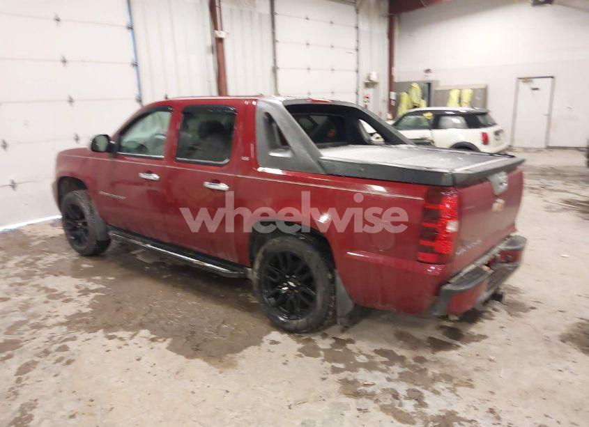 Photo 3 of 2007 Chevrolet Avalanche 1500 LS (VIN 3GNFK12387G130588)