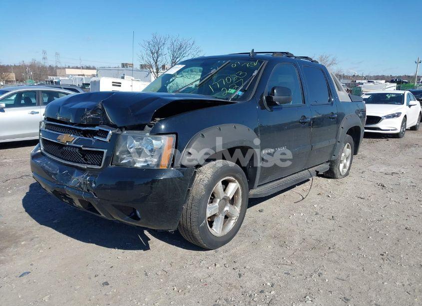 Photo 2 of 2007 Chevrolet Avalanche 1500 LTZ (VIN 3GNFK12387G177023)