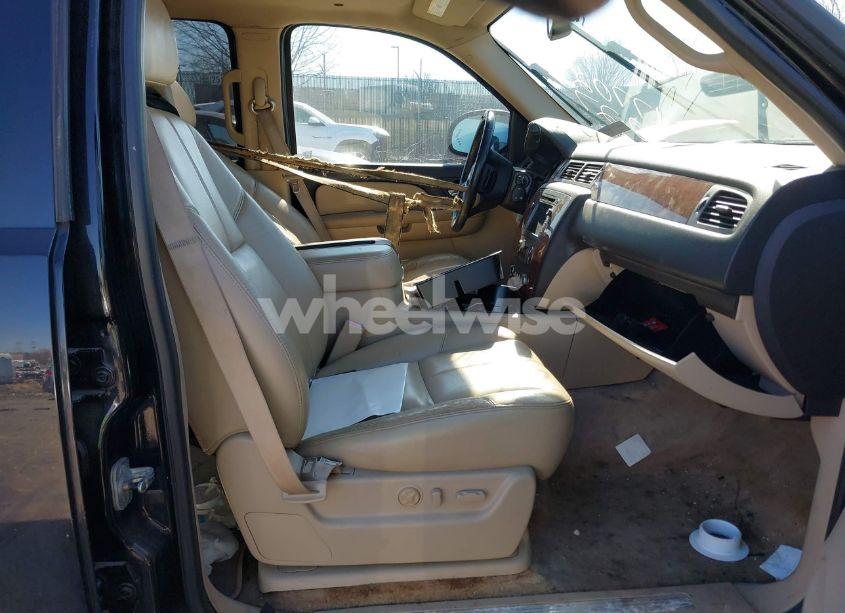 Photo 5 of 2007 Chevrolet Avalanche 1500 LTZ (VIN 3GNFK12387G177023)