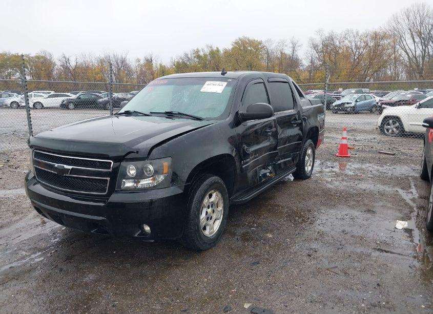 Photo 2 of 2007 Chevrolet Avalanche 1500 LS (VIN 3GNFK12387G178592)