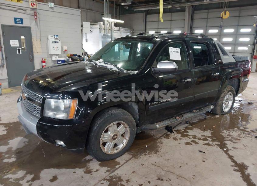 Photo 2 of 2007 Chevrolet Avalanche 1500 LT (VIN 3GNFK12387G268602)