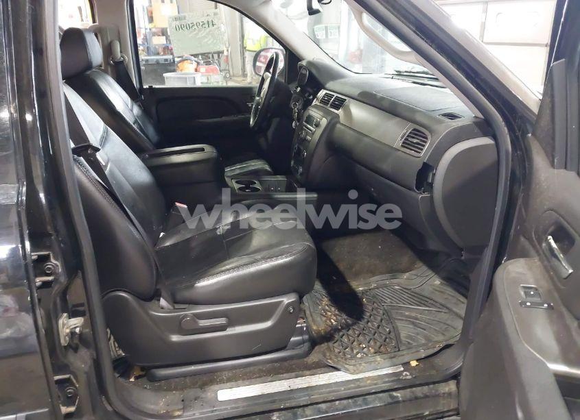 Photo 5 of 2007 Chevrolet Avalanche 1500 LT (VIN 3GNFK12387G268602)