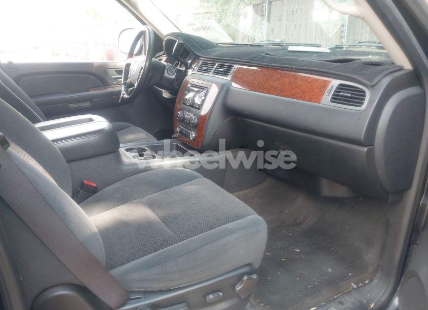 Photo 5 of 2008 Chevrolet Avalanche 1500 LT (VIN 3GNFK12388G120922)