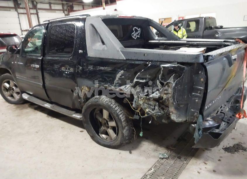 Photo 3 of 2008 Chevrolet Avalanche 1500 LTZ (VIN 3GNFK12388G180828)
