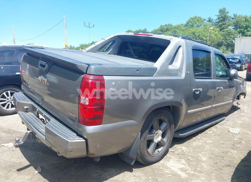 Photo 4 of 2008 Chevrolet Avalanche 1500 LTZ (VIN 3GNFK12388G221166)