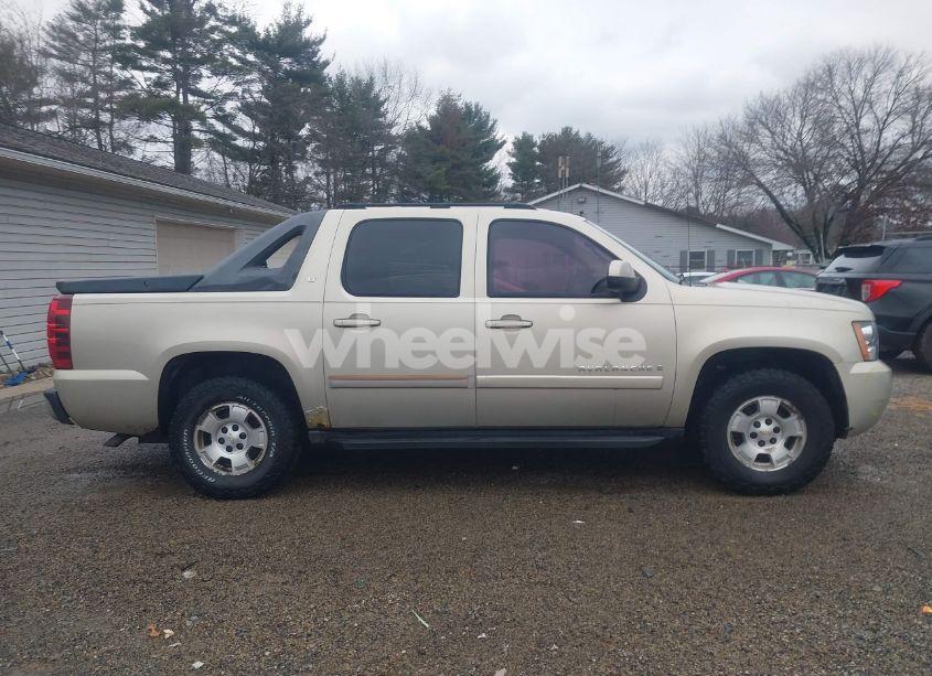 Photo 13 of 2007 Chevrolet Avalanche 1500 LT (VIN 3GNFK12397G153779)