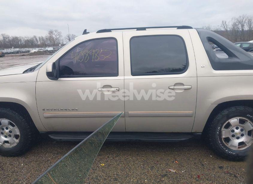 Photo 14 of 2007 Chevrolet Avalanche 1500 LT (VIN 3GNFK12397G153779)