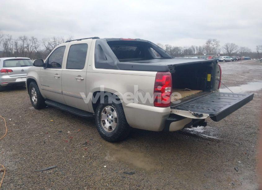 Photo 3 of 2007 Chevrolet Avalanche 1500 LT (VIN 3GNFK12397G153779)