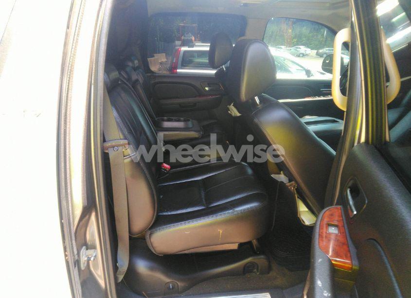 Photo 8 of 2007 Chevrolet Avalanche 1500 LTZ (VIN 3GNFK12397G266261)