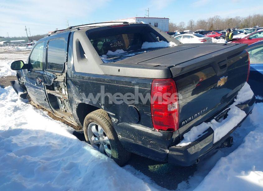 Photo 3 of 2008 Chevrolet Avalanche 1500 LTZ (VIN 3GNFK12398G127619)