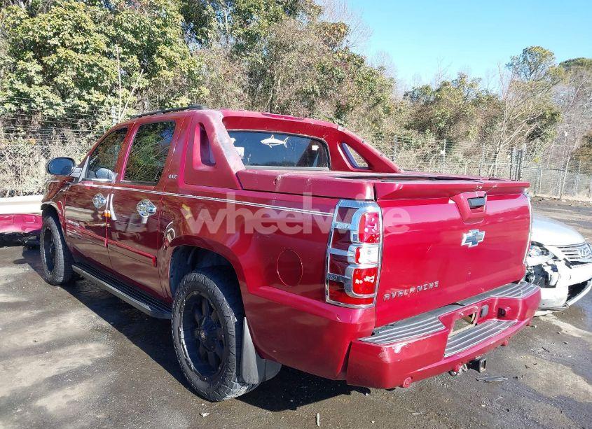 Photo 3 of 2007 Chevrolet Avalanche 1500 LTZ (VIN 3GNFK123X7G135629)