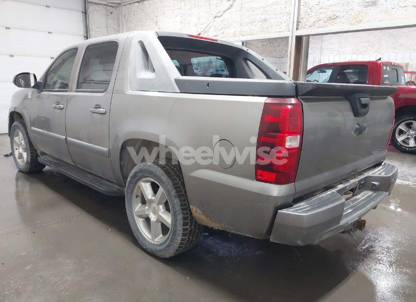 Photo 3 of 2008 Chevrolet Avalanche 1500 LT (VIN 3GNFK123X8G114300)