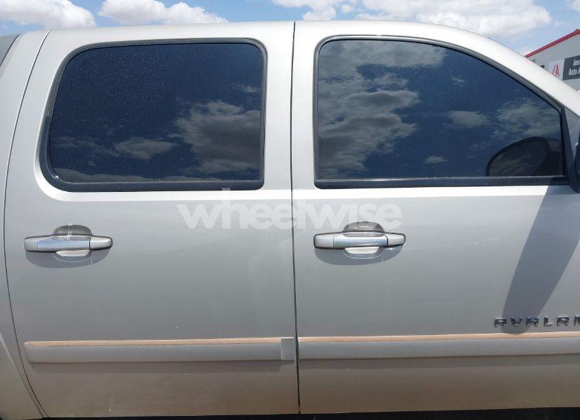 Photo 13 of 2008 Chevrolet Avalanche 1500 LT (VIN 3GNFK123X8G119626)