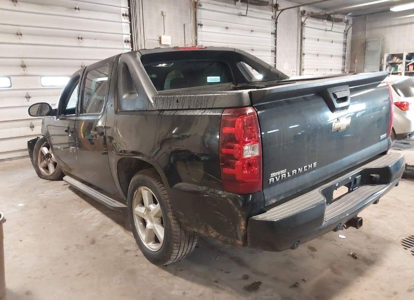 Photo 3 of 2008 Chevrolet Avalanche 1500 LT (VIN 3GNFK123X8G315016)