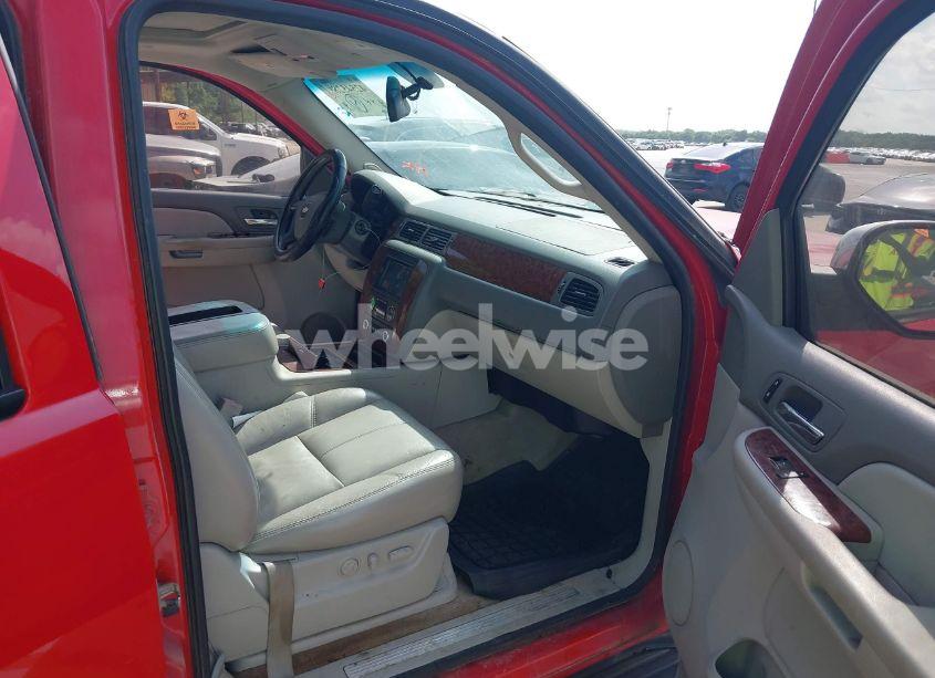 Photo 5 of 2008 Chevrolet Avalanche 1500 LTZ (VIN 3GNFK12Y38G125005)