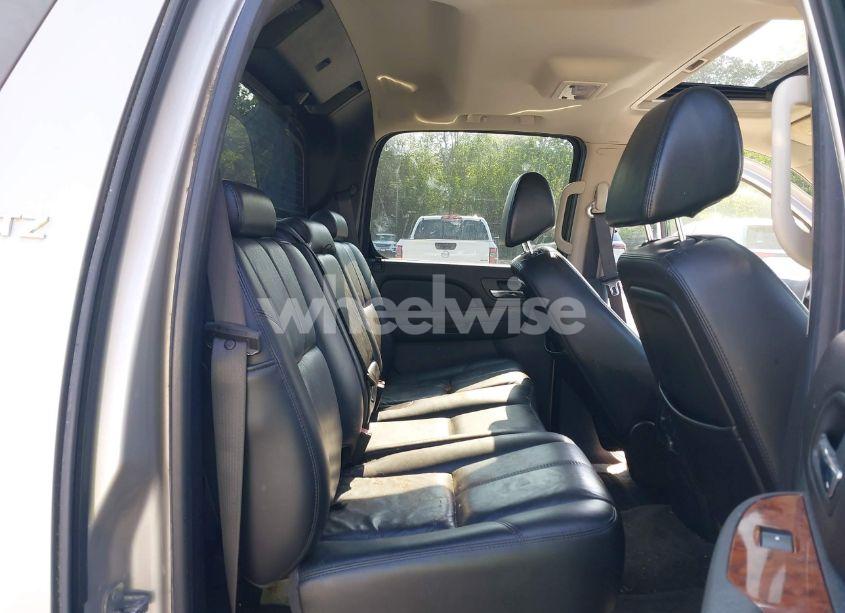 Photo 8 of 2007 Chevrolet Avalanche 1500 LTZ (VIN 3GNFK12Y97G208663)