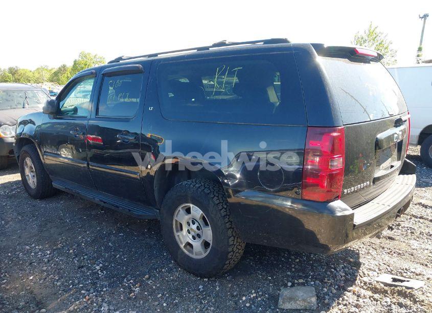 Photo 3 of 2007 Chevrolet Suburban 1500 LT (VIN 3GNFK16307G149257)