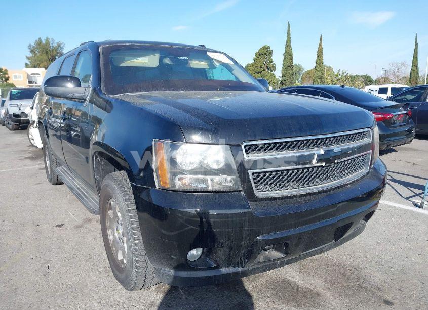 2007 Chevrolet Suburban 1500 LT (VIN 3GNFK16307G242439) main photo