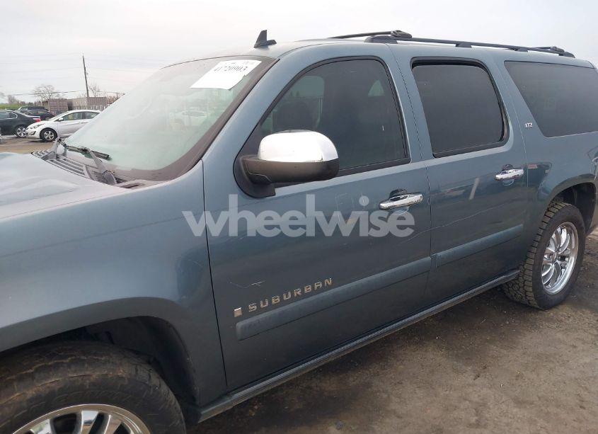 Photo 6 of 2008 Chevrolet Suburban 1500 LTZ (VIN 3GNFK16308G140995)