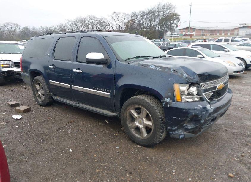 2007 Chevrolet Suburban 1500 LTZ (VIN 3GNFK16317G139952) main photo