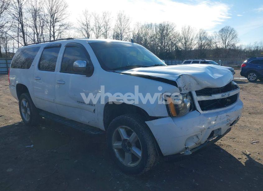 2007 Chevrolet Suburban 1500 LTZ (VIN 3GNFK16317G181618) main photo