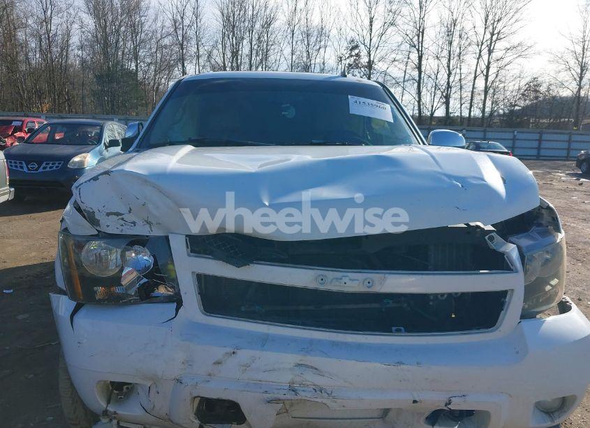 Photo 6 of 2007 Chevrolet Suburban 1500 LTZ (VIN 3GNFK16317G181618)