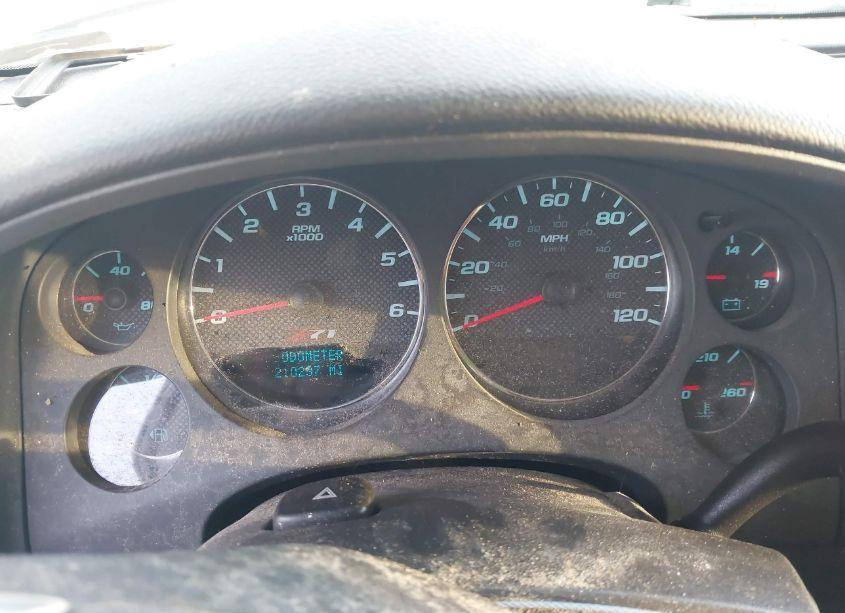 Photo 7 of 2007 Chevrolet Suburban 1500 LT (VIN 3GNFK16317G283534)