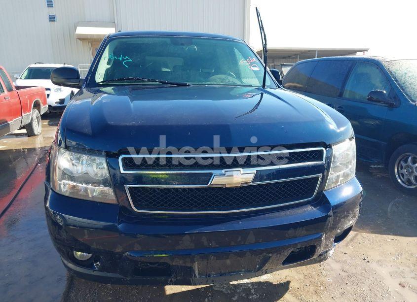 Photo 12 of 2008 Chevrolet Suburban 1500 LT (VIN 3GNFK16318G263172)