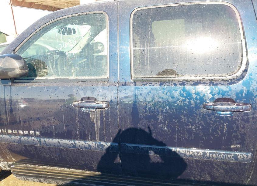 Photo 14 of 2008 Chevrolet Suburban 1500 LT (VIN 3GNFK16318G263172)