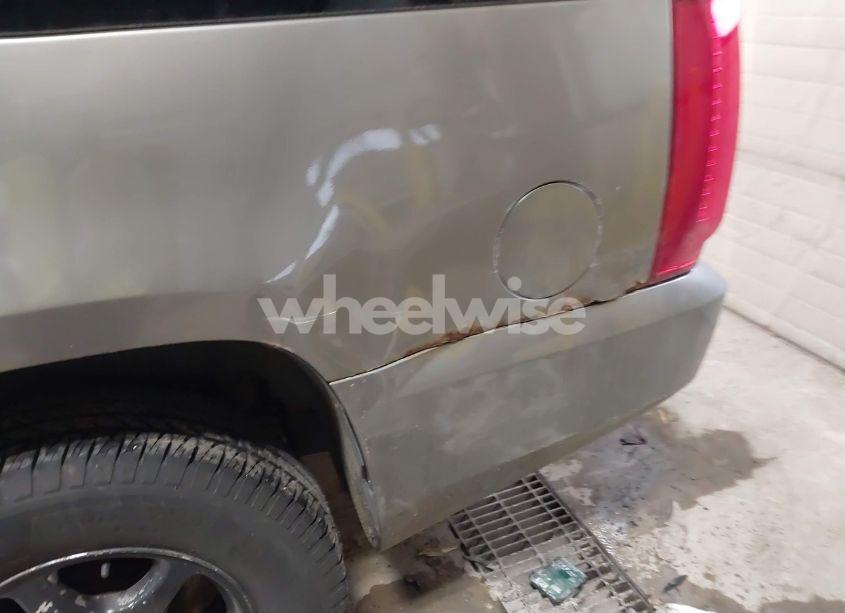 Photo 6 of 2007 Chevrolet Suburban 1500 LTZ (VIN 3GNFK16327G198685)