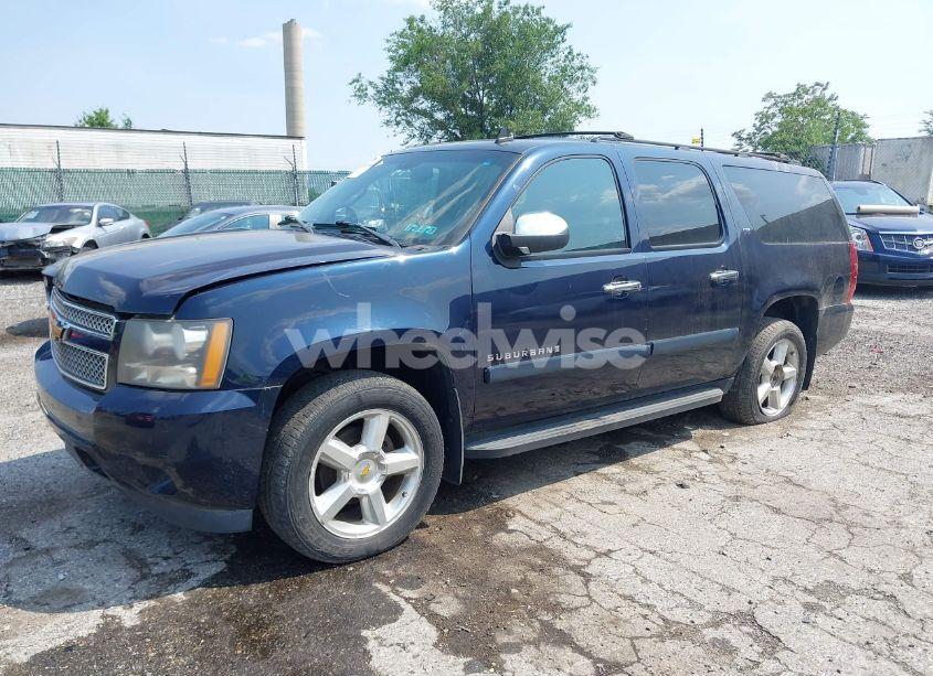 Photo 2 of 2008 Chevrolet Suburban 1500 LTZ (VIN 3GNFK16328G135717)