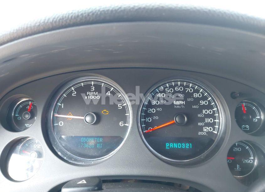 Photo 7 of 2008 Chevrolet Suburban 1500 LTZ (VIN 3GNFK16328G135717)