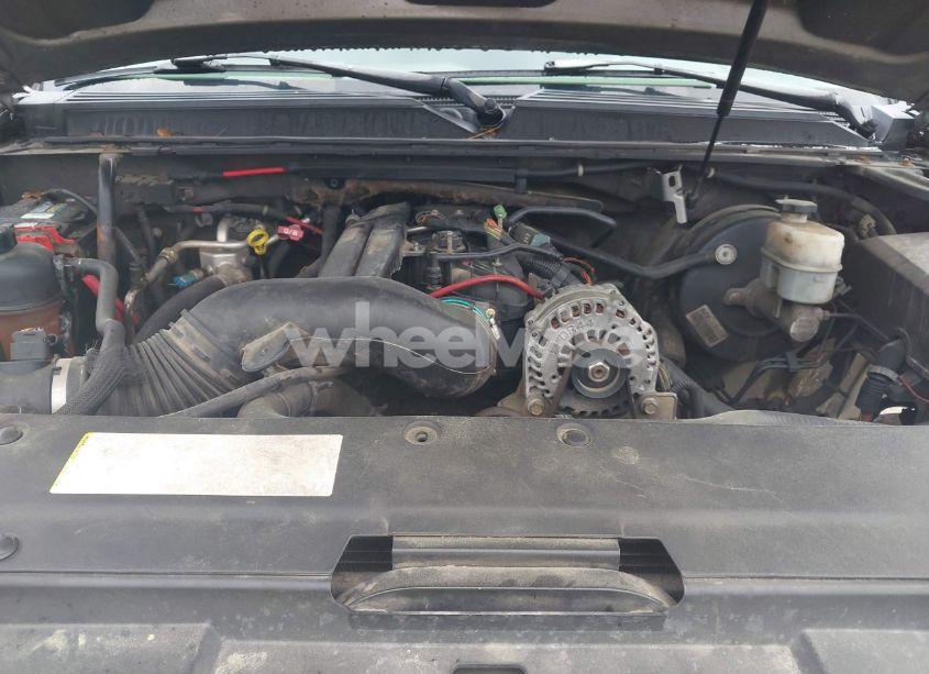 Photo 10 of 2007 Chevrolet Suburban 1500 LT (VIN 3GNFK16337G117869)