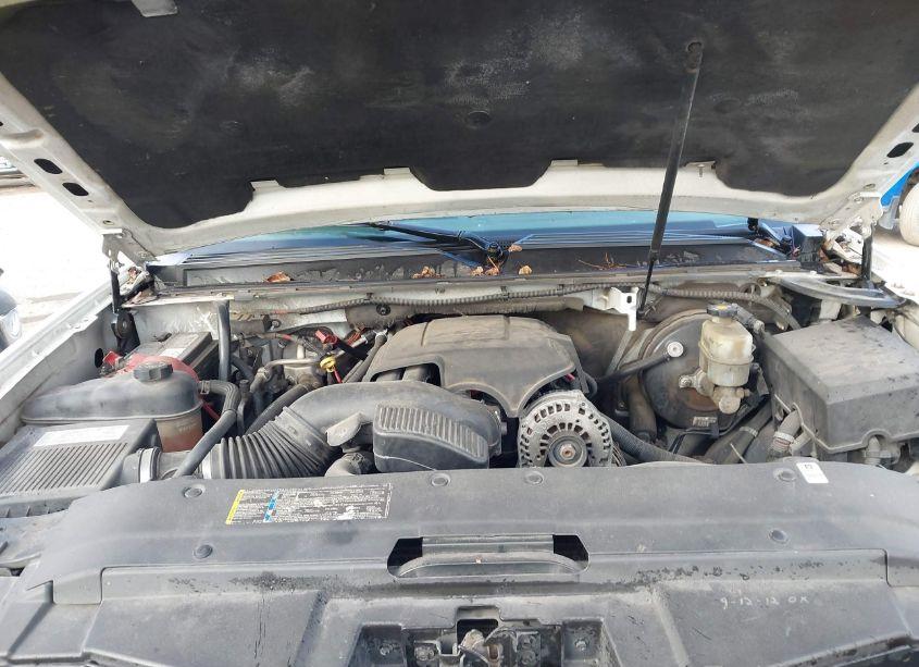 Photo 10 of 2007 Chevrolet Suburban 1500 LTZ (VIN 3GNFK16337G298679)