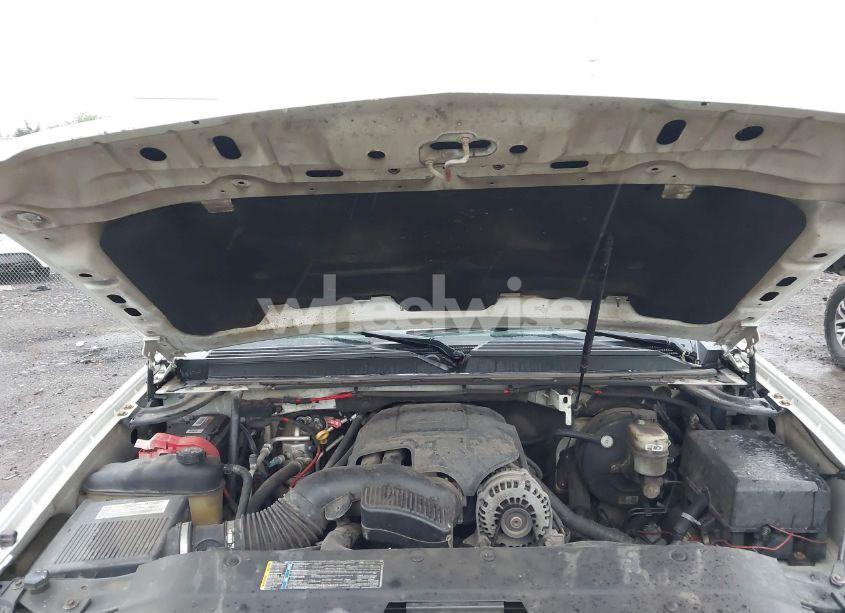 Photo 10 of 2008 Chevrolet Suburban 1500 LTZ (VIN 3GNFK16338G185462)