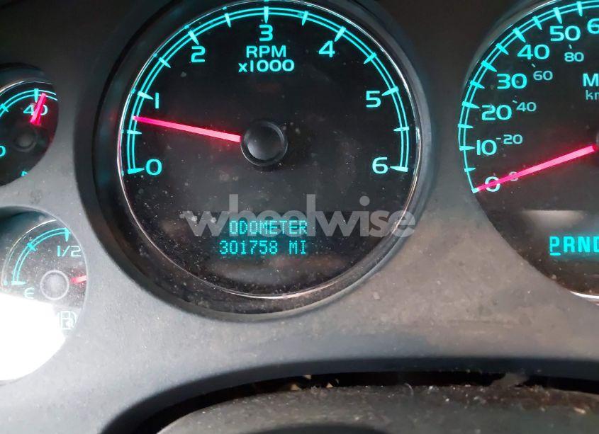 Photo 15 of 2008 Chevrolet Suburban 1500 LTZ (VIN 3GNFK16338G185462)