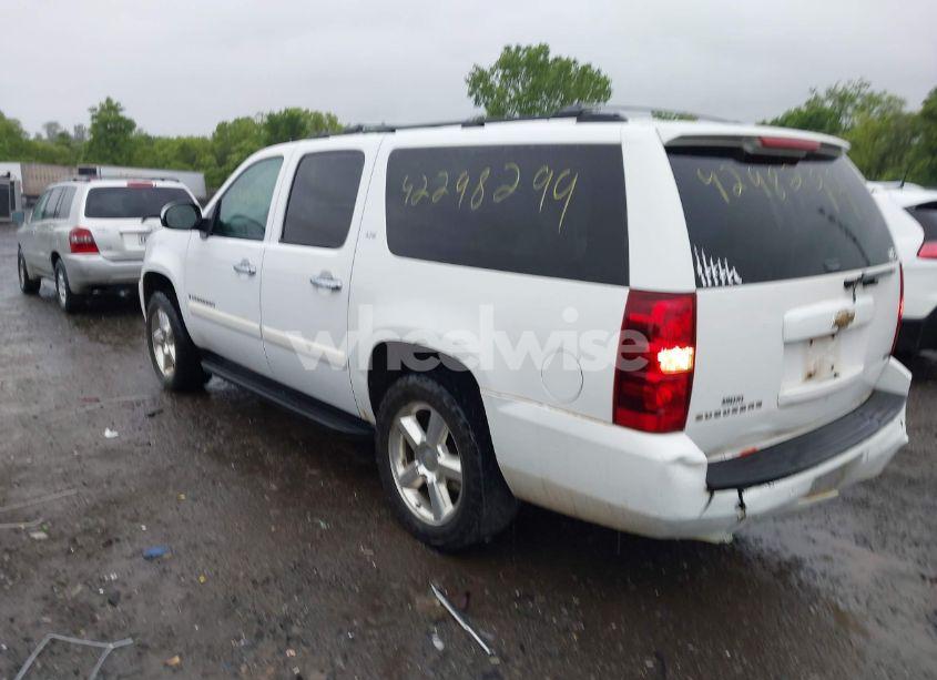 Photo 3 of 2008 Chevrolet Suburban 1500 LTZ (VIN 3GNFK16338G185462)
